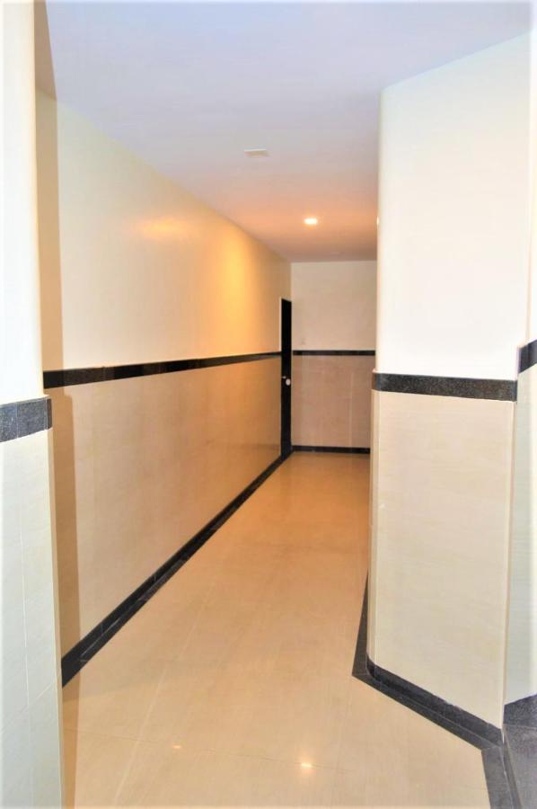 Hotel Visau,Shirdi Extérieur photo