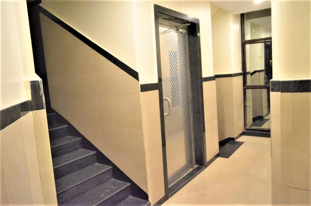 Hotel Visau,Shirdi Extérieur photo